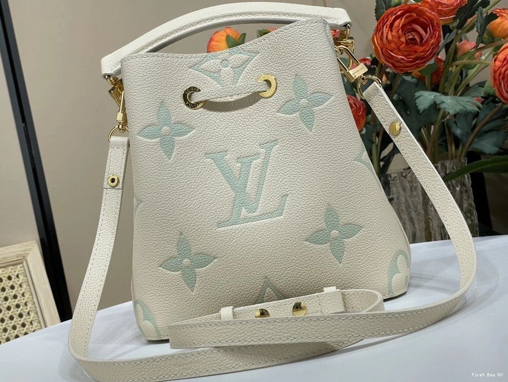 Firstbags ru VUITTON BB NÉONOÉ LOUIS 0709